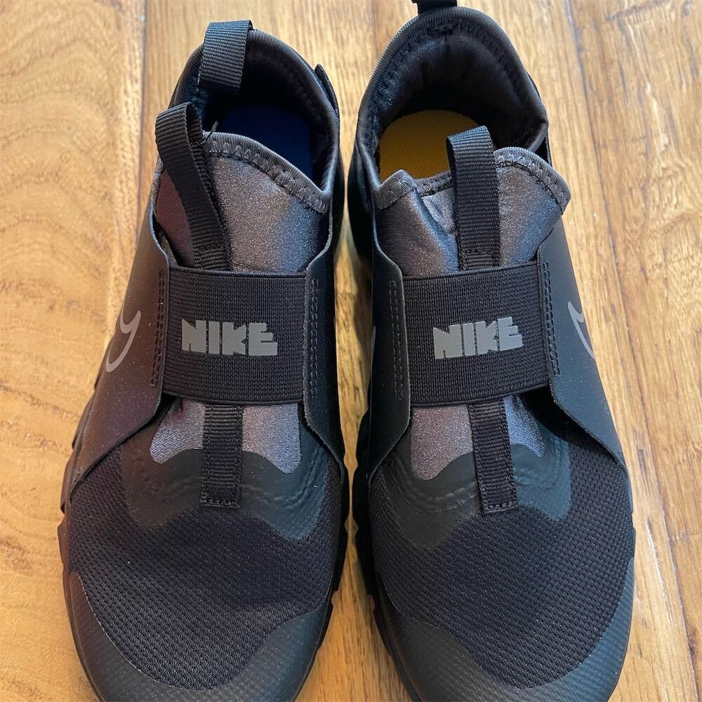 Nike Flex Runner 2 Kids' Black Slip-On Running Shoes Size 5.5Y
